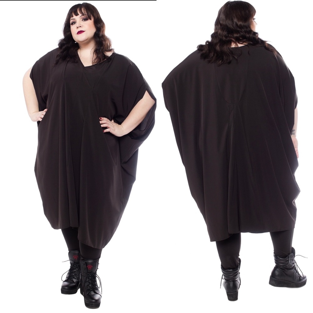 Foxblood Seance Flowing Kaftan.